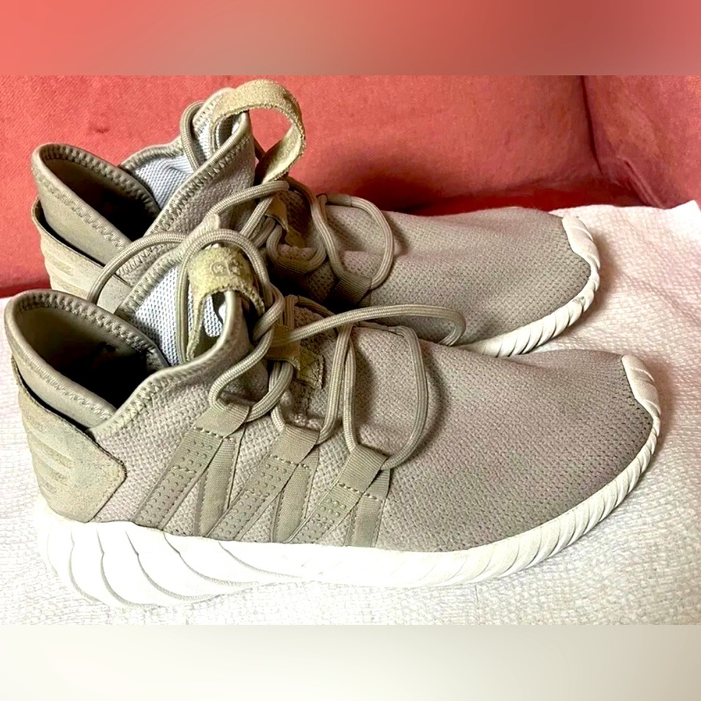 Adidas Originals Tubular Dawn W Running Shoe Gray BZ0630  gym Women - US 5 1/2